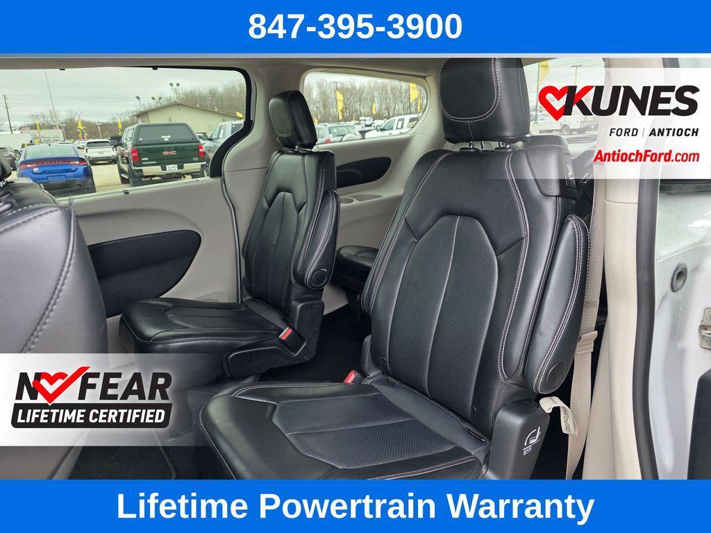 used 2024 Chrysler Pacifica car, priced at $25,763