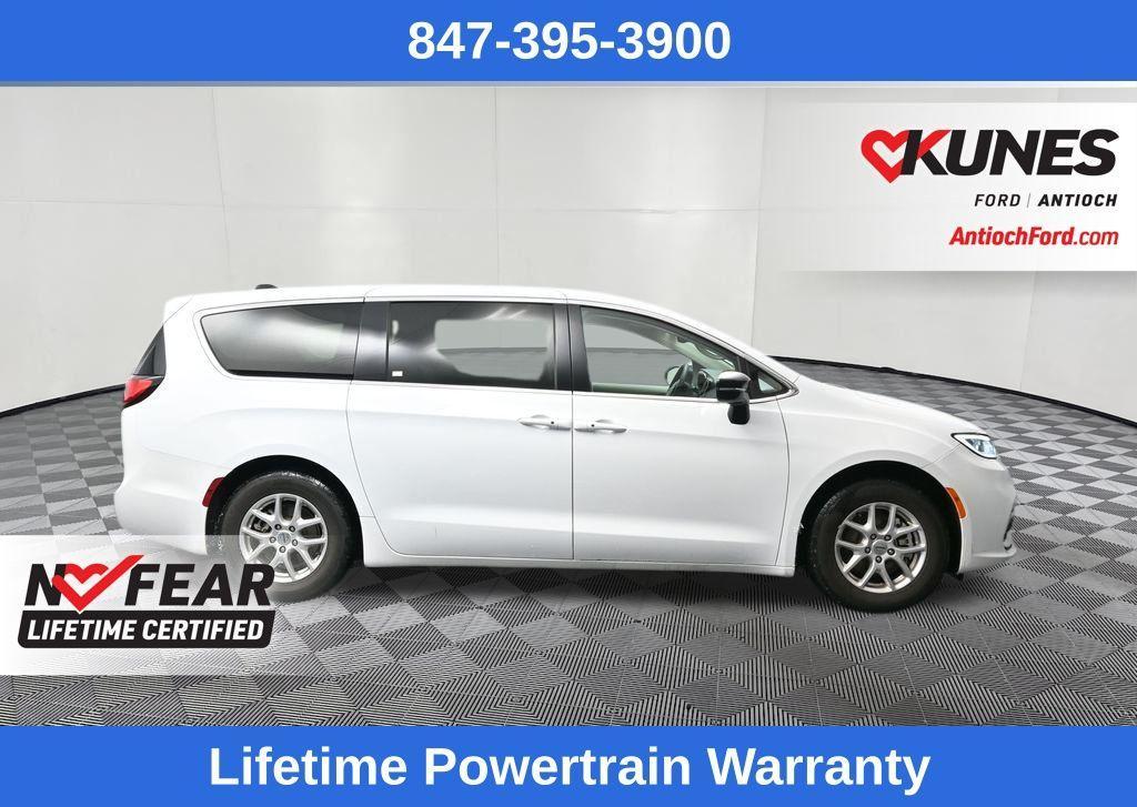 used 2024 Chrysler Pacifica car, priced at $25,763