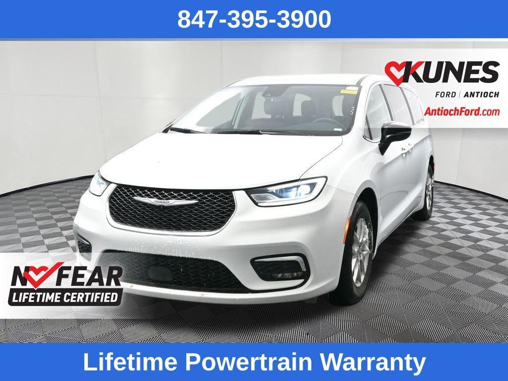 used 2024 Chrysler Pacifica car, priced at $25,763