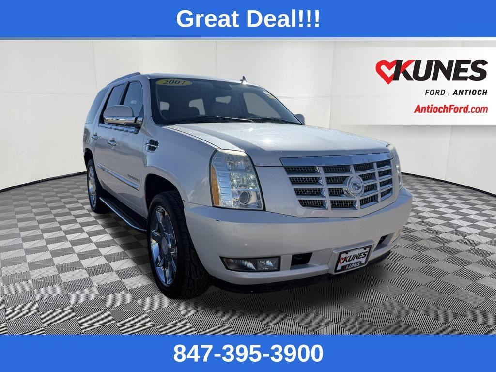 used 2007 Cadillac Escalade car, priced at $8,995