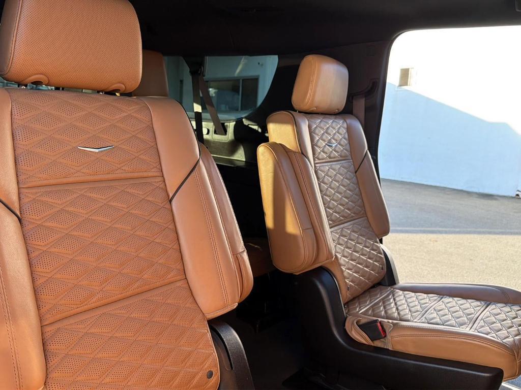 used 2024 Cadillac Escalade ESV car, priced at $72,580