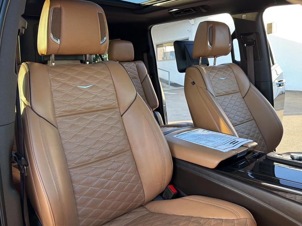 used 2024 Cadillac Escalade ESV car, priced at $72,580