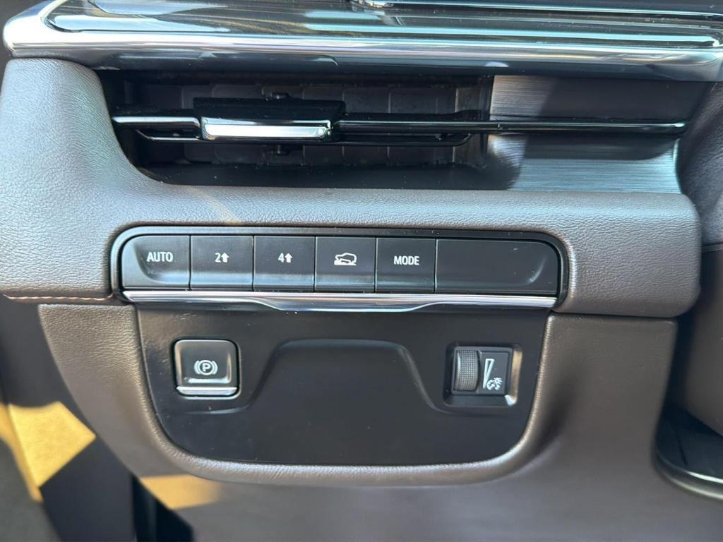 used 2024 Cadillac Escalade ESV car, priced at $72,580