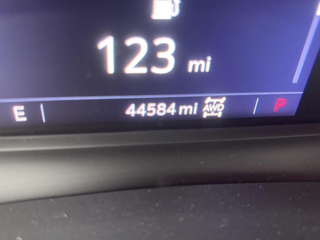 used 2022 Cadillac XT5 car, priced at $24,980