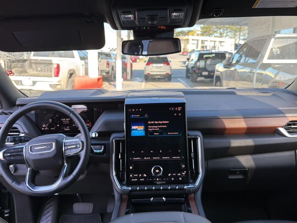 used 2025 GMC Yukon car, priced at $68,980