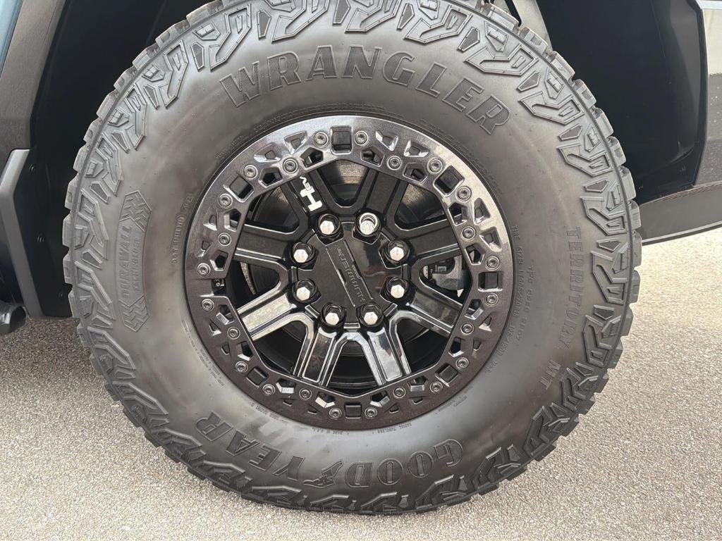 used 2024 GMC HUMMER EV SUV car, priced at $89,980