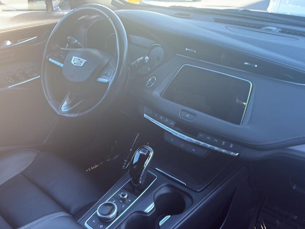 used 2023 Cadillac XT4 car, priced at $21,320