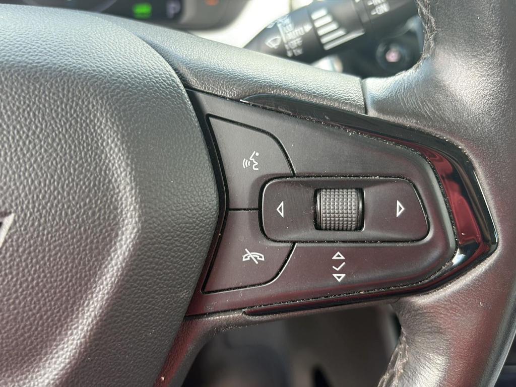 used 2022 Chevrolet Bolt EUV car, priced at $14,980