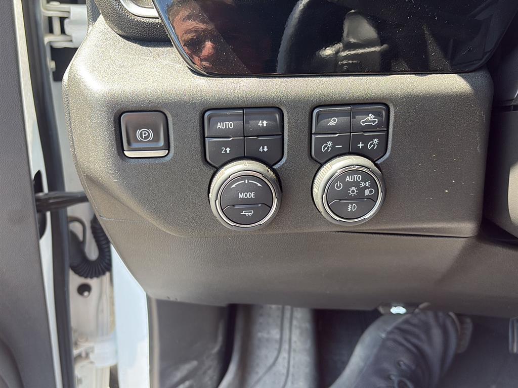 used 2022 Chevrolet Silverado 1500 car, priced at $42,980