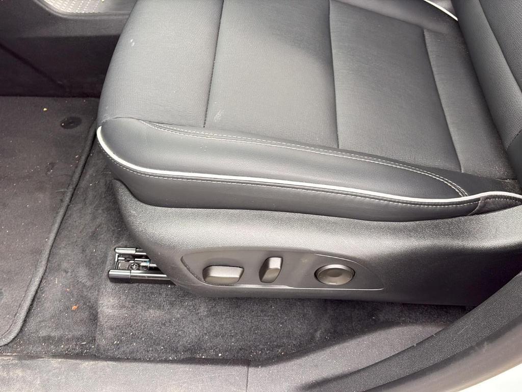 used 2025 Buick Enclave car, priced at $35,980