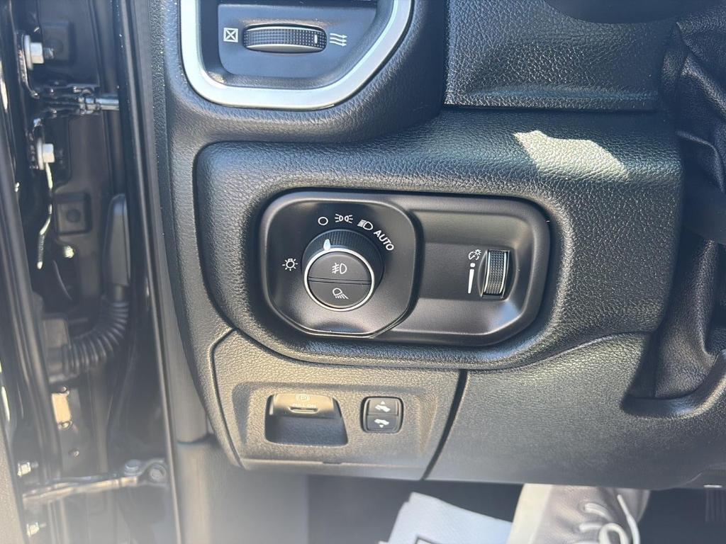 used 2021 Ram 1500 car, priced at $28,065