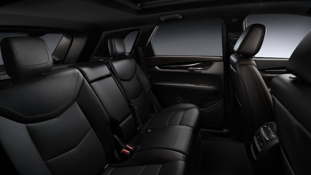 new 2026 Cadillac XT5 car, priced at $58,404