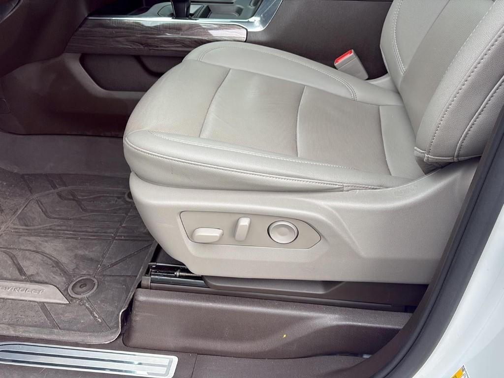 used 2022 Chevrolet Silverado 1500 car, priced at $42,980