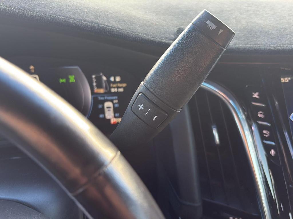 used 2015 Cadillac Escalade car, priced at $30,980