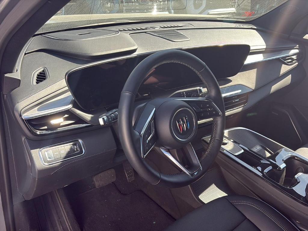 used 2025 Buick Enclave car, priced at $33,980