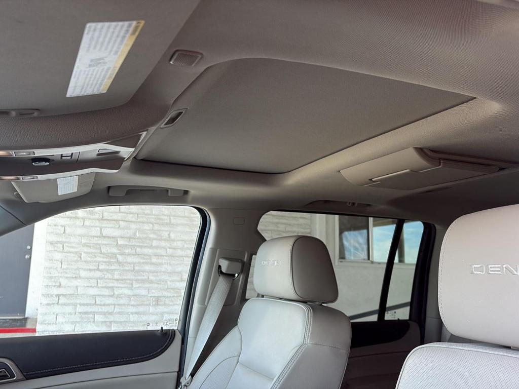 used 2019 GMC Yukon XL car, priced at $31,980