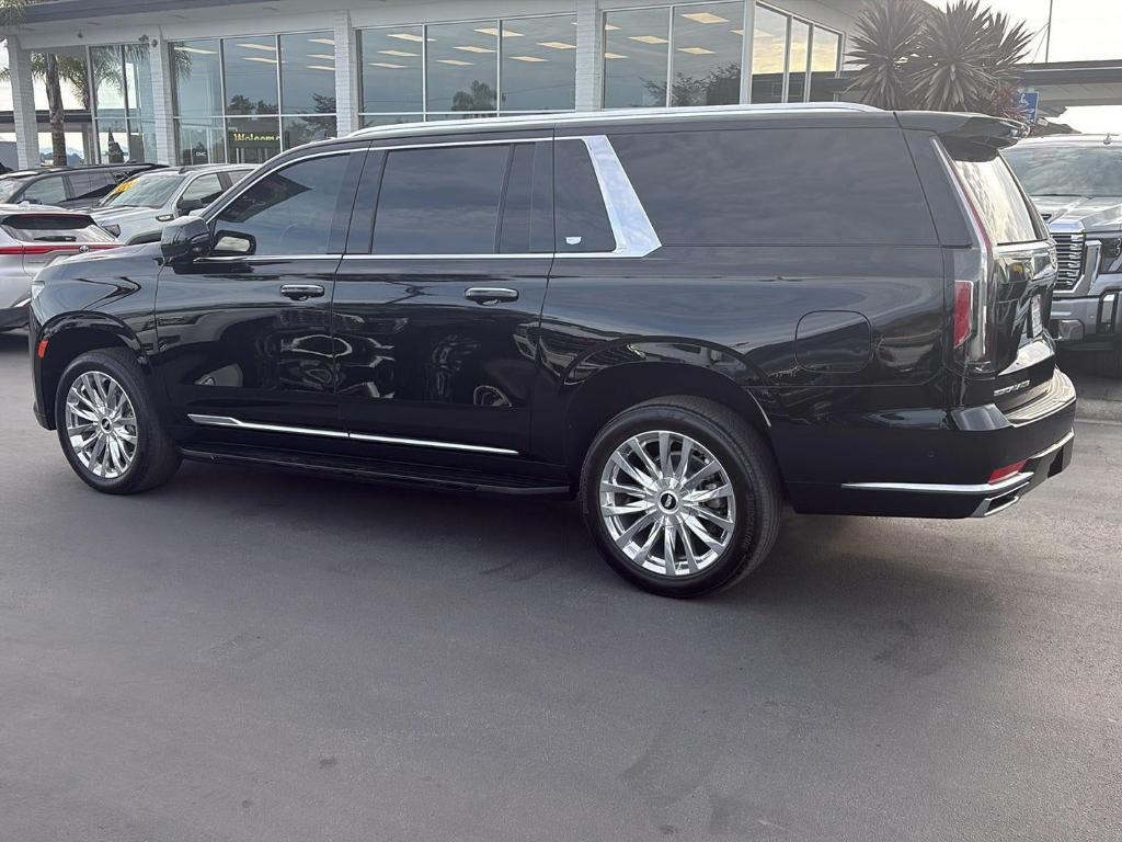 used 2023 Cadillac Escalade ESV car, priced at $57,980