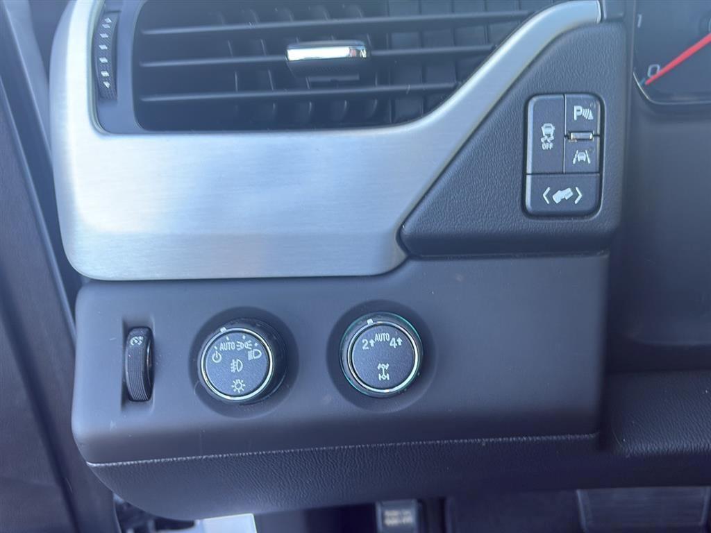 used 2018 GMC Yukon car, priced at $22,980