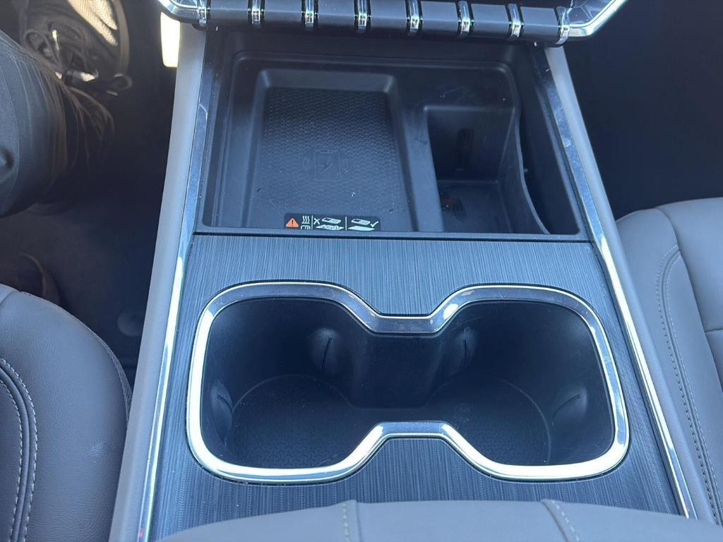 used 2024 GMC Acadia car, priced at $31,780