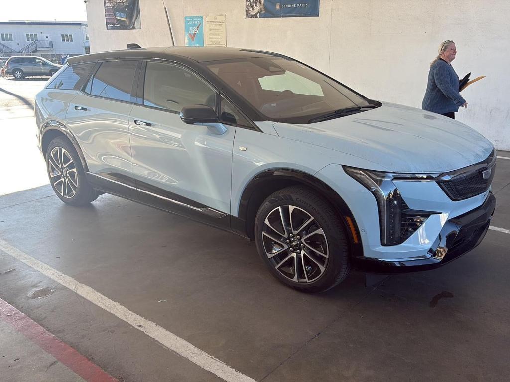 used 2025 Cadillac OPTIQ car, priced at $42,980