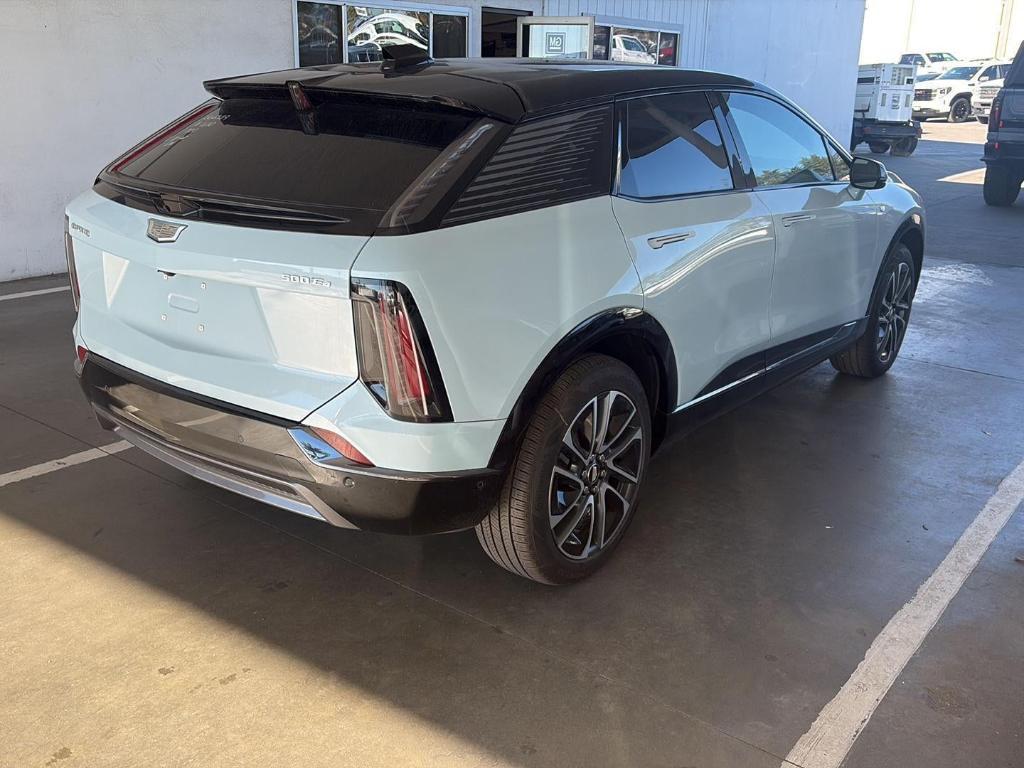 used 2025 Cadillac OPTIQ car, priced at $42,980