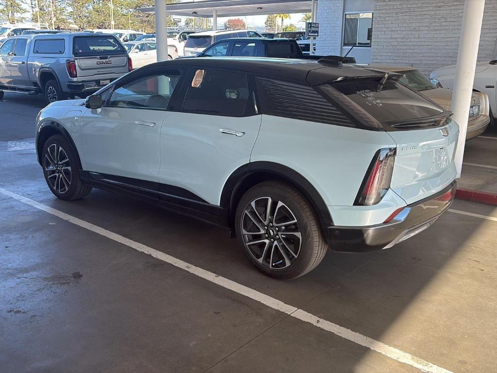 used 2025 Cadillac OPTIQ car, priced at $42,980