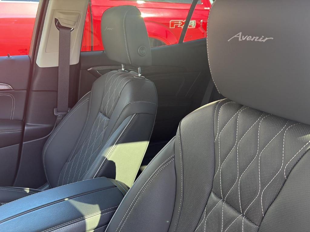 used 2023 Buick Envision car, priced at $27,490