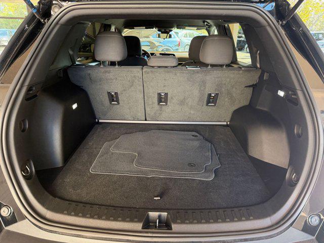 used 2025 Chevrolet Equinox car, priced at $25,143