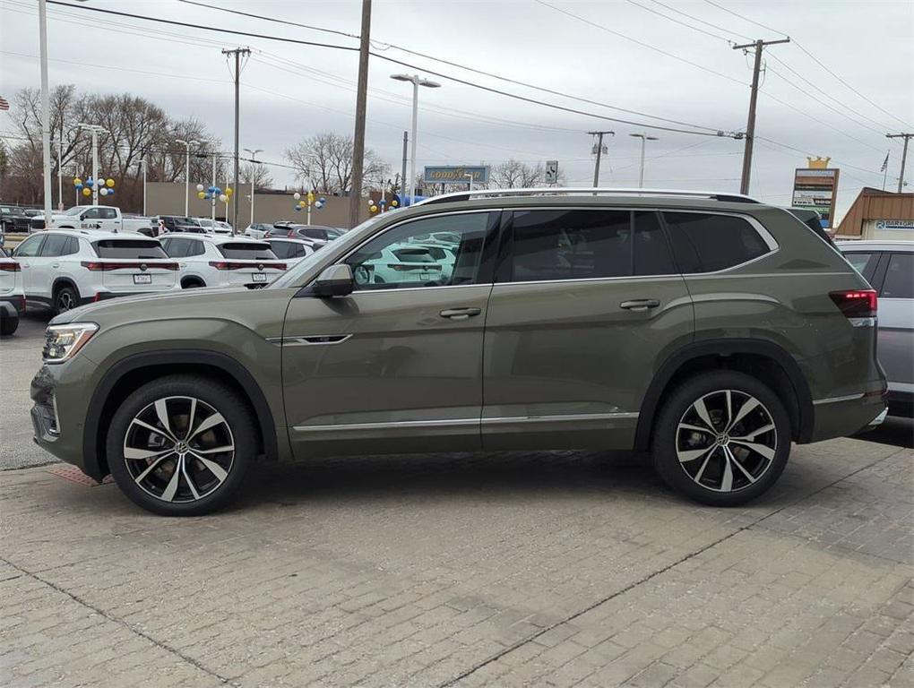 new 2026 Volkswagen Atlas car, priced at $52,181