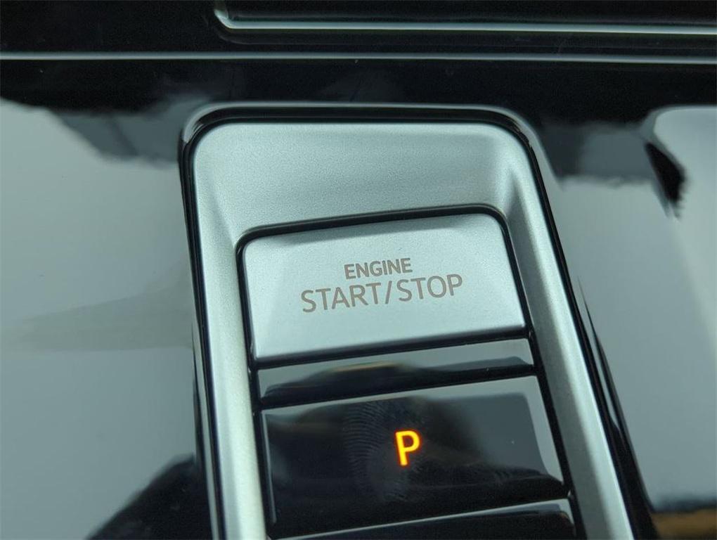 new 2026 Volkswagen Atlas car, priced at $44,427