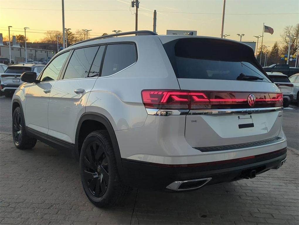new 2026 Volkswagen Atlas car, priced at $44,427