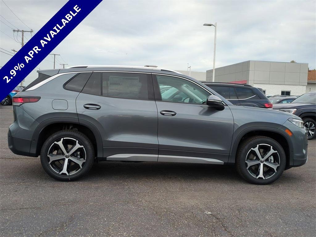 new 2025 Volkswagen Tiguan car, priced at $33,420