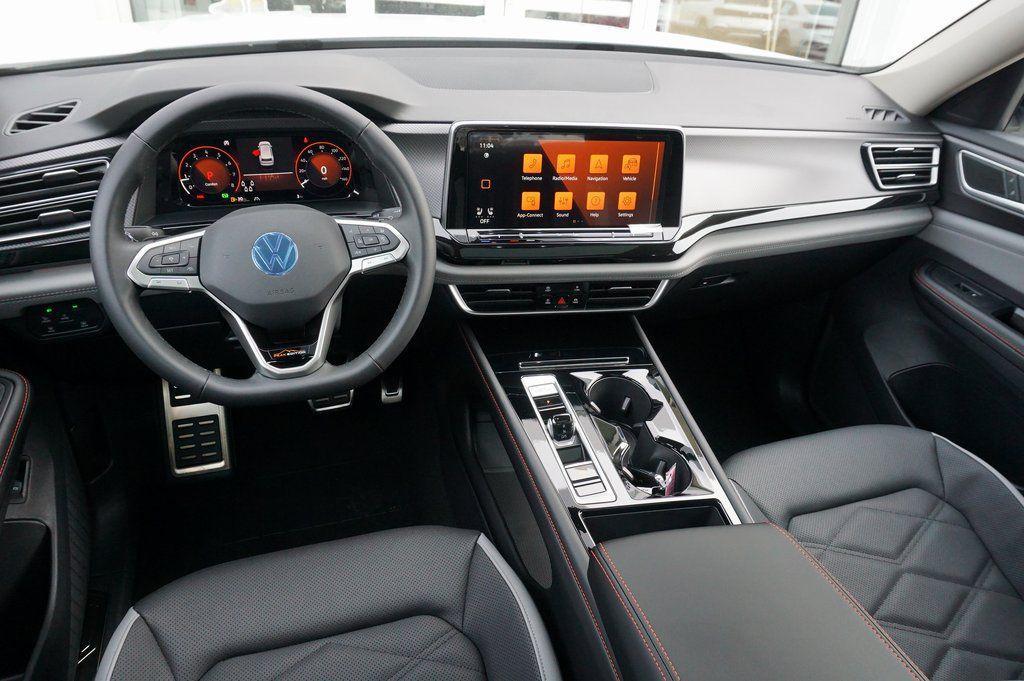 new 2026 Volkswagen Atlas car, priced at $48,862