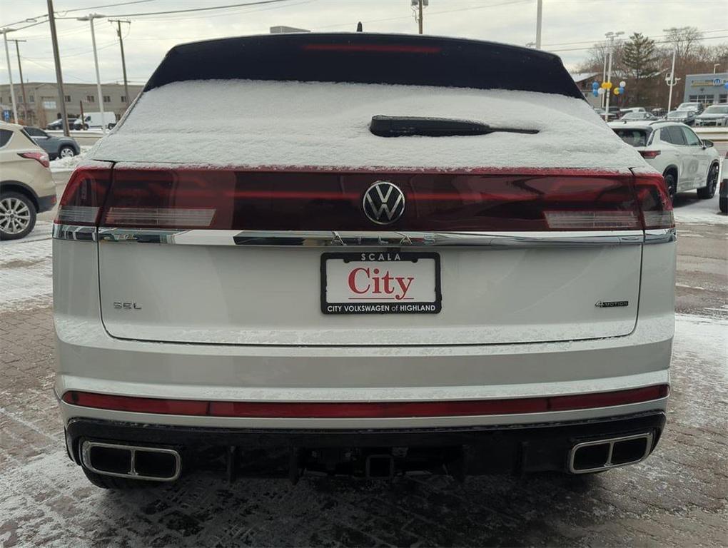 new 2026 Volkswagen Atlas Cross Sport car, priced at $52,197