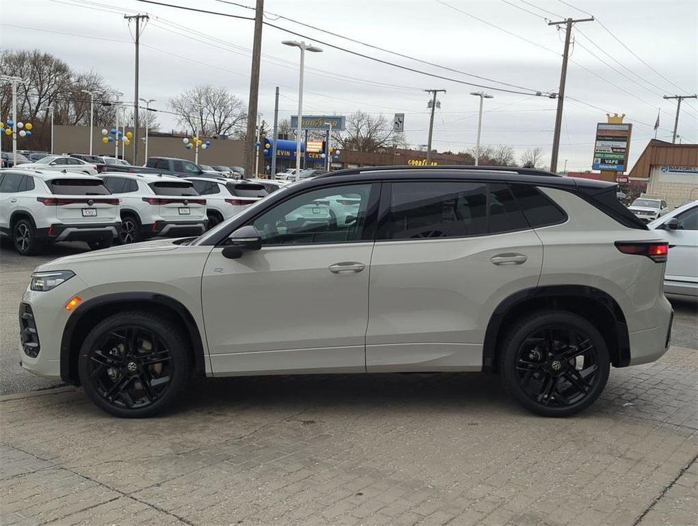 new 2026 Volkswagen Tiguan car, priced at $39,233