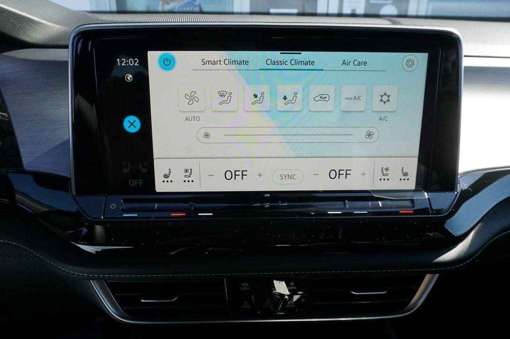 new 2026 Volkswagen Atlas Cross Sport car, priced at $42,374