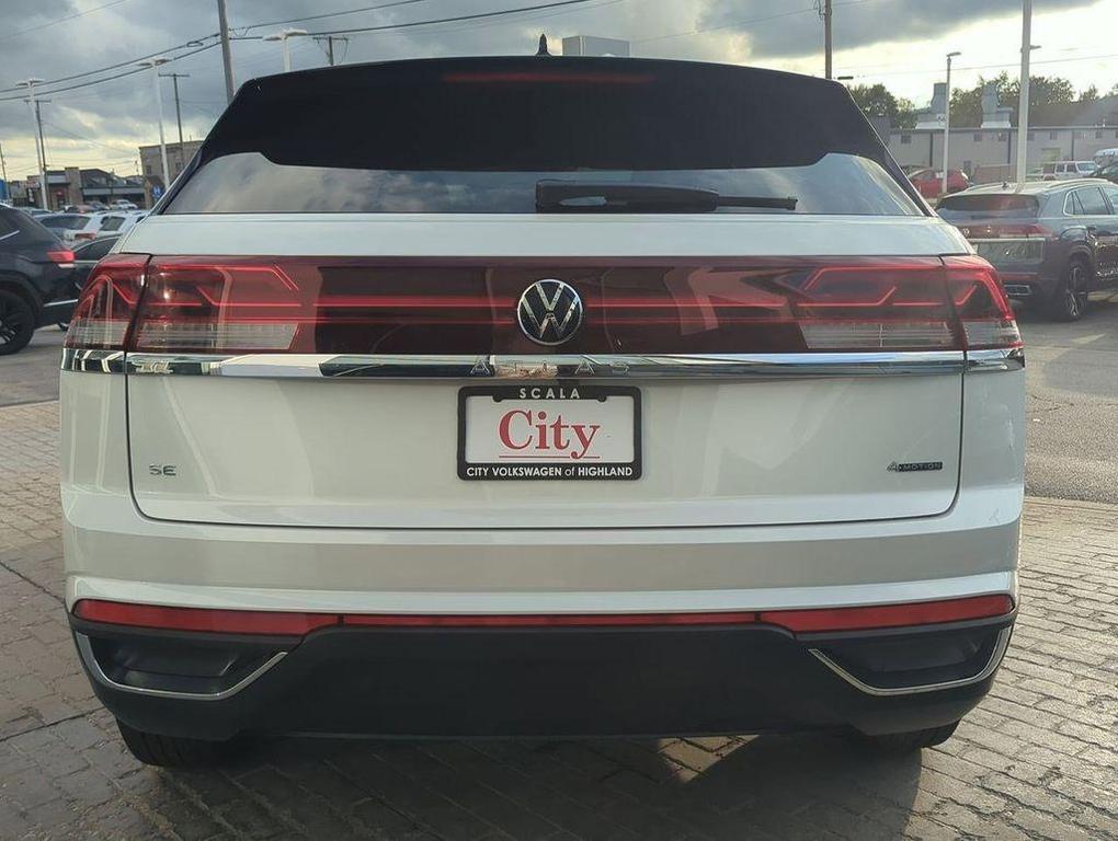 new 2026 Volkswagen Atlas Cross Sport car, priced at $37,455
