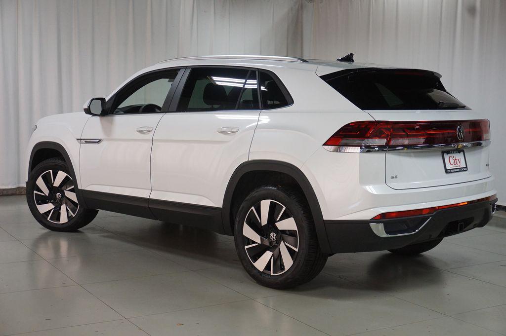 new 2026 Volkswagen Atlas Cross Sport car, priced at $43,331