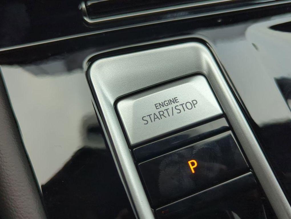 new 2026 Volkswagen Atlas Cross Sport car, priced at $43,843