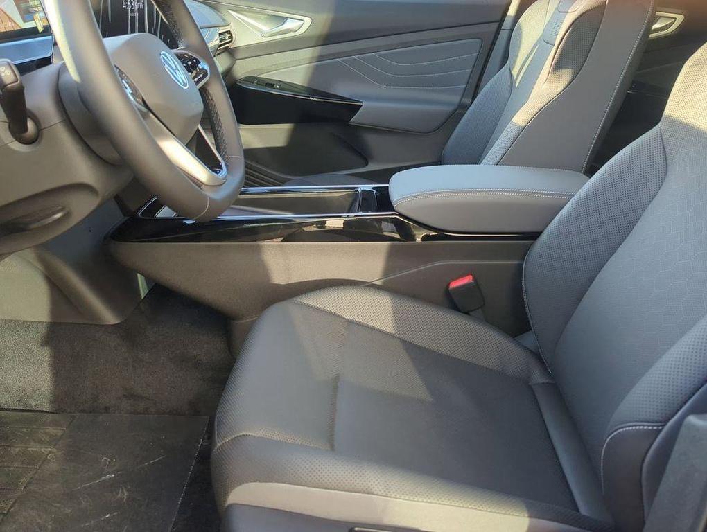 new 2025 Volkswagen ID.4 car, priced at $46,942