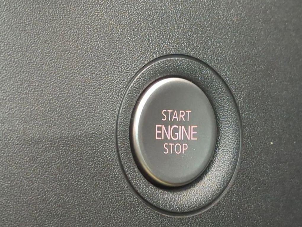 new 2025 Volkswagen ID.4 car, priced at $46,942