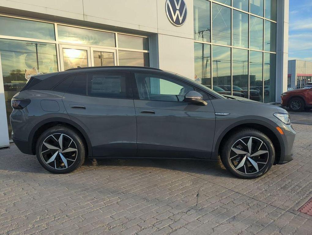 new 2025 Volkswagen ID.4 car, priced at $46,942