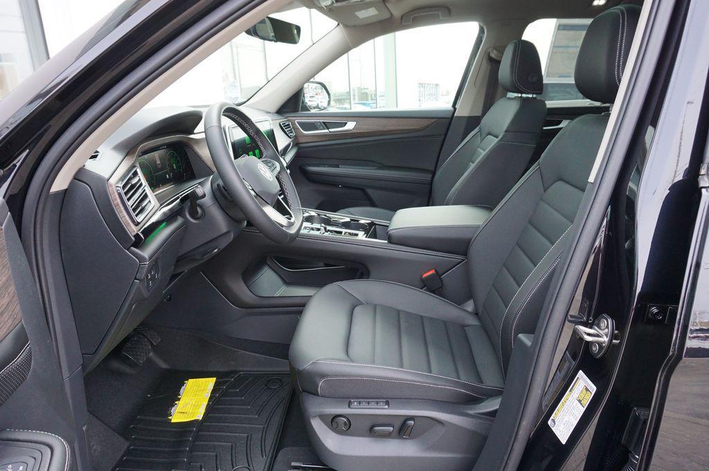 new 2026 Volkswagen Atlas car, priced at $46,836