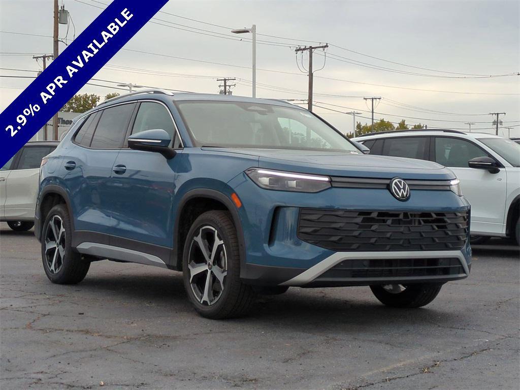 new 2025 Volkswagen Tiguan car, priced at $33,857