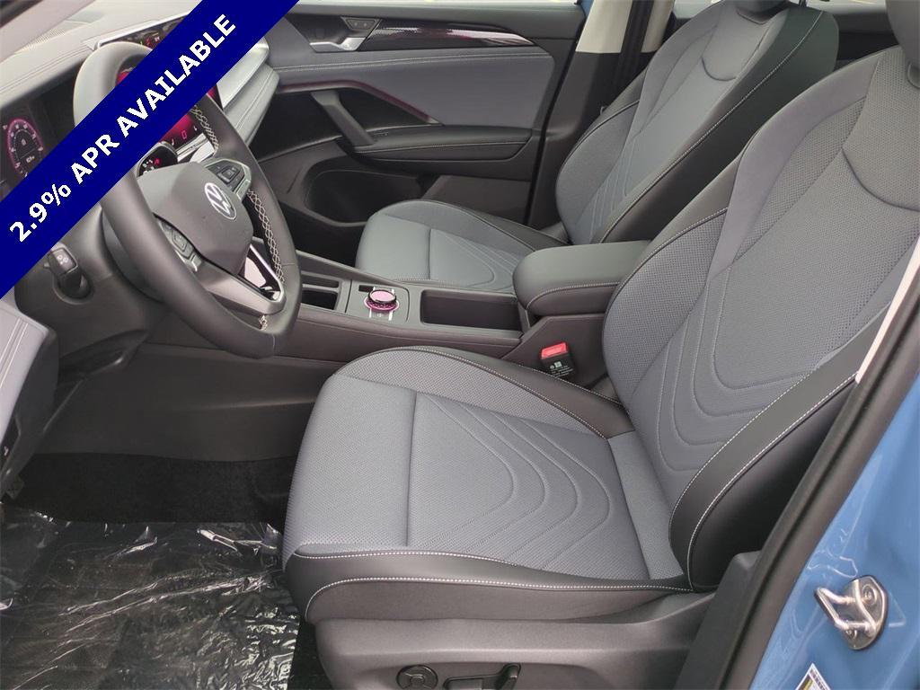 new 2025 Volkswagen Tiguan car, priced at $33,857