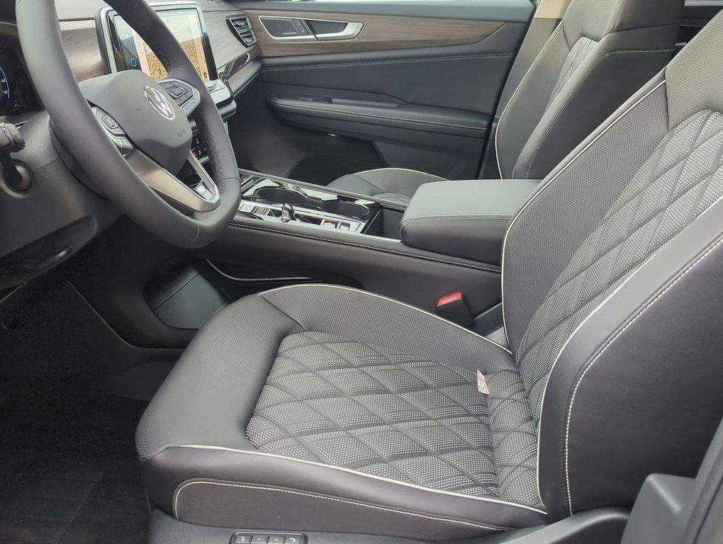 new 2026 Volkswagen Atlas car, priced at $53,779