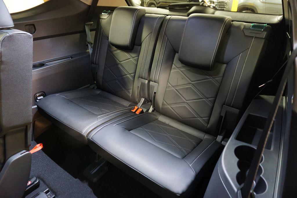 new 2026 Volkswagen Atlas car, priced at $39,182