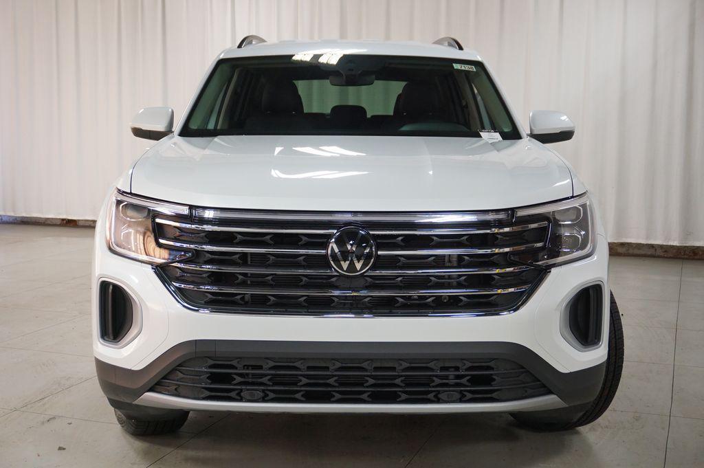 new 2026 Volkswagen Atlas car, priced at $39,182