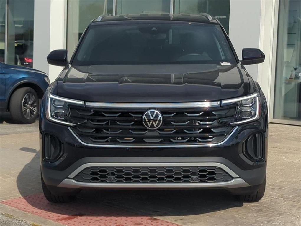 new 2026 Volkswagen Atlas Cross Sport car, priced at $38,768