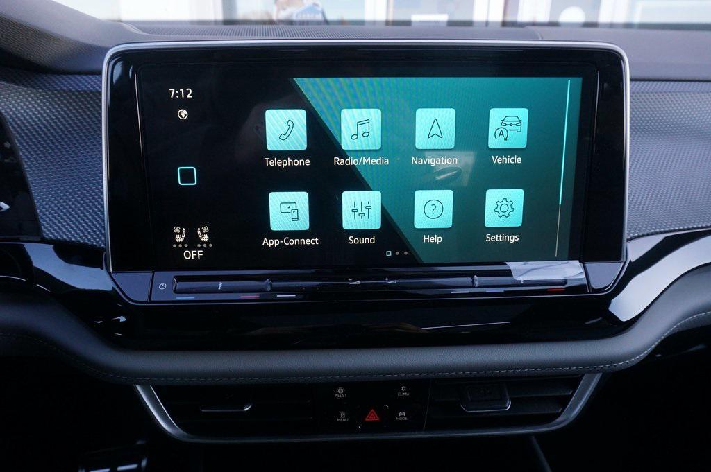 new 2026 Volkswagen Atlas Cross Sport car, priced at $48,800